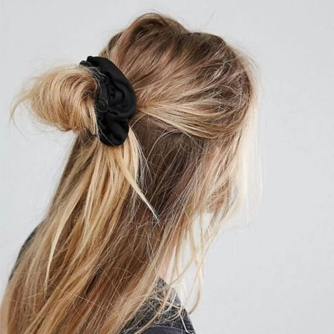 scrunchie hair style