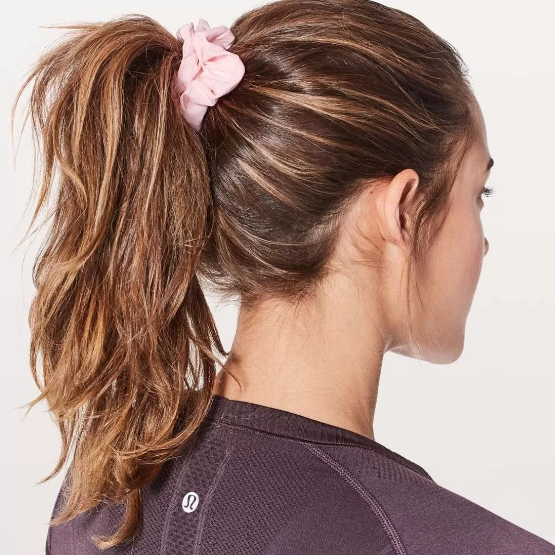 scrunchie ponytail