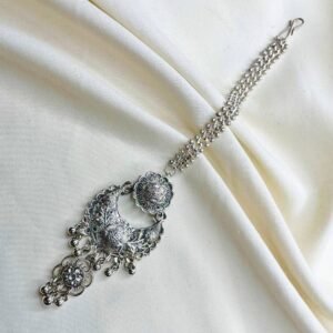 floral oxidised maangtikka