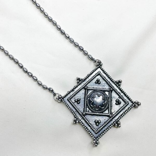 Vintage Geometric Oxidised Jewellery Set - Image 5