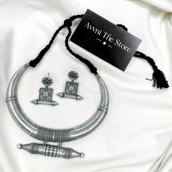 Rustic Tribal Heritage Oxidised Hasli Set, Oxidised silver tribal Hasli necklace set with single engraved pendant and matching ethnic earrings by Avni The Store