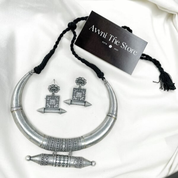 Rustic Tribal Heritage Oxidised Hasli Set, Oxidised silver tribal Hasli necklace set with single engraved pendant and matching ethnic earrings by Avni The Store