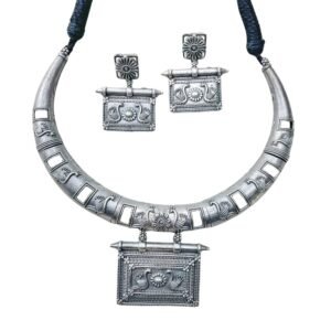 Rustic Tribal Oxidised Hasli Necklace Set – Avvni The Store, hasli set, hasli choker set, hasli necklace set